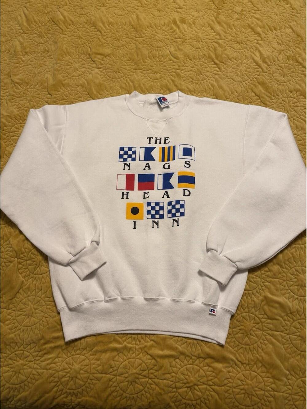 Vintage 90s Russell Athletic Nags Head Inn Crewneck Medium Coastal Nautical USA